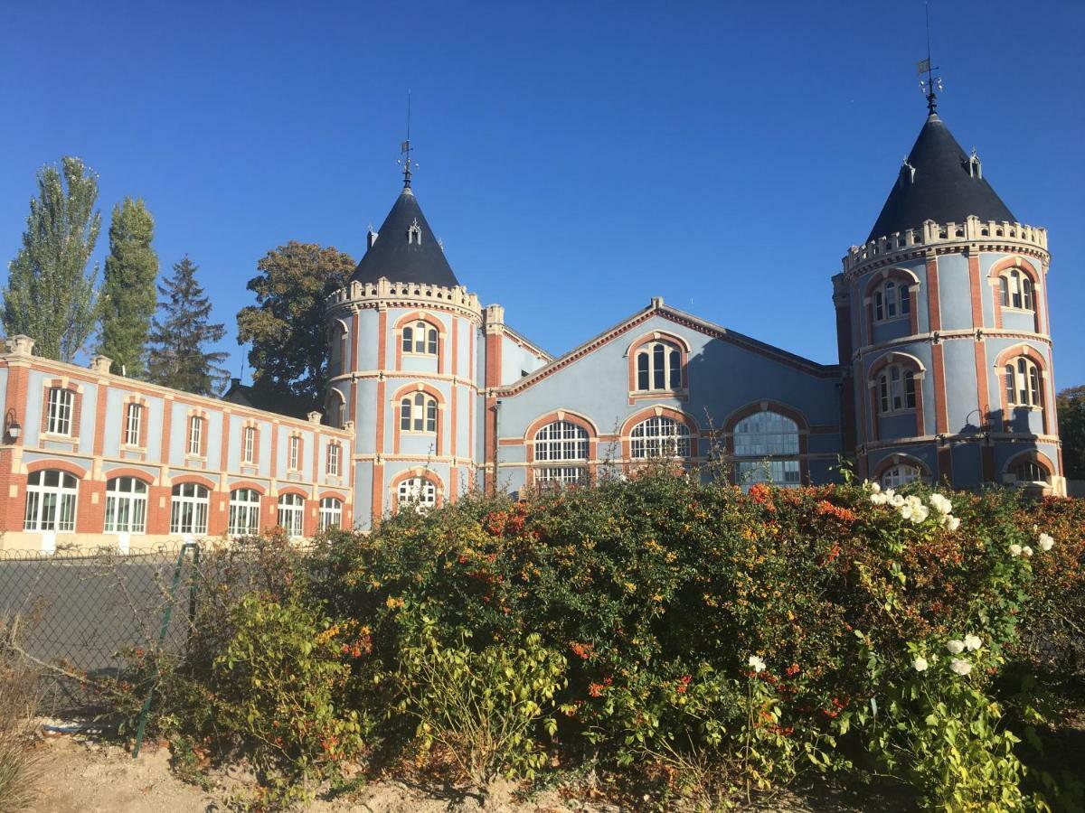 BedinReims burgundy bottle free parking&wifi free ideal 4 à 8 Adultes Esterno foto