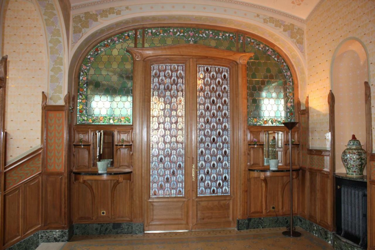 BedinReims burgundy bottle free parking&wifi free ideal 4 à 8 Adultes Esterno foto