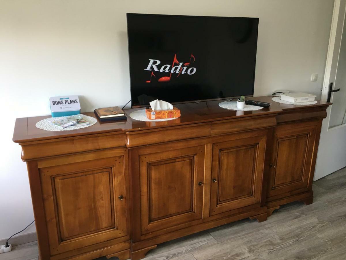BedinReims burgundy bottle free parking&wifi free ideal 4 à 8 Adultes Esterno foto